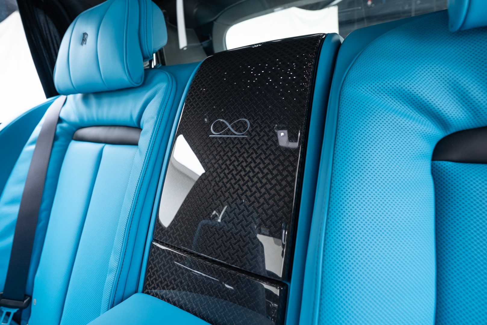 2026 ROLLS ROYCE CULLINAN | BLACK BADGE | CLOUD DESIGN INTERIOR | FULL OPTION